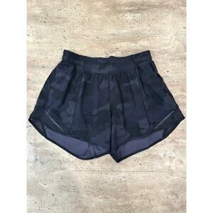 Lululemon Hotty Hot Low-Rise Lined Short 4" Inseam size 4 Tall